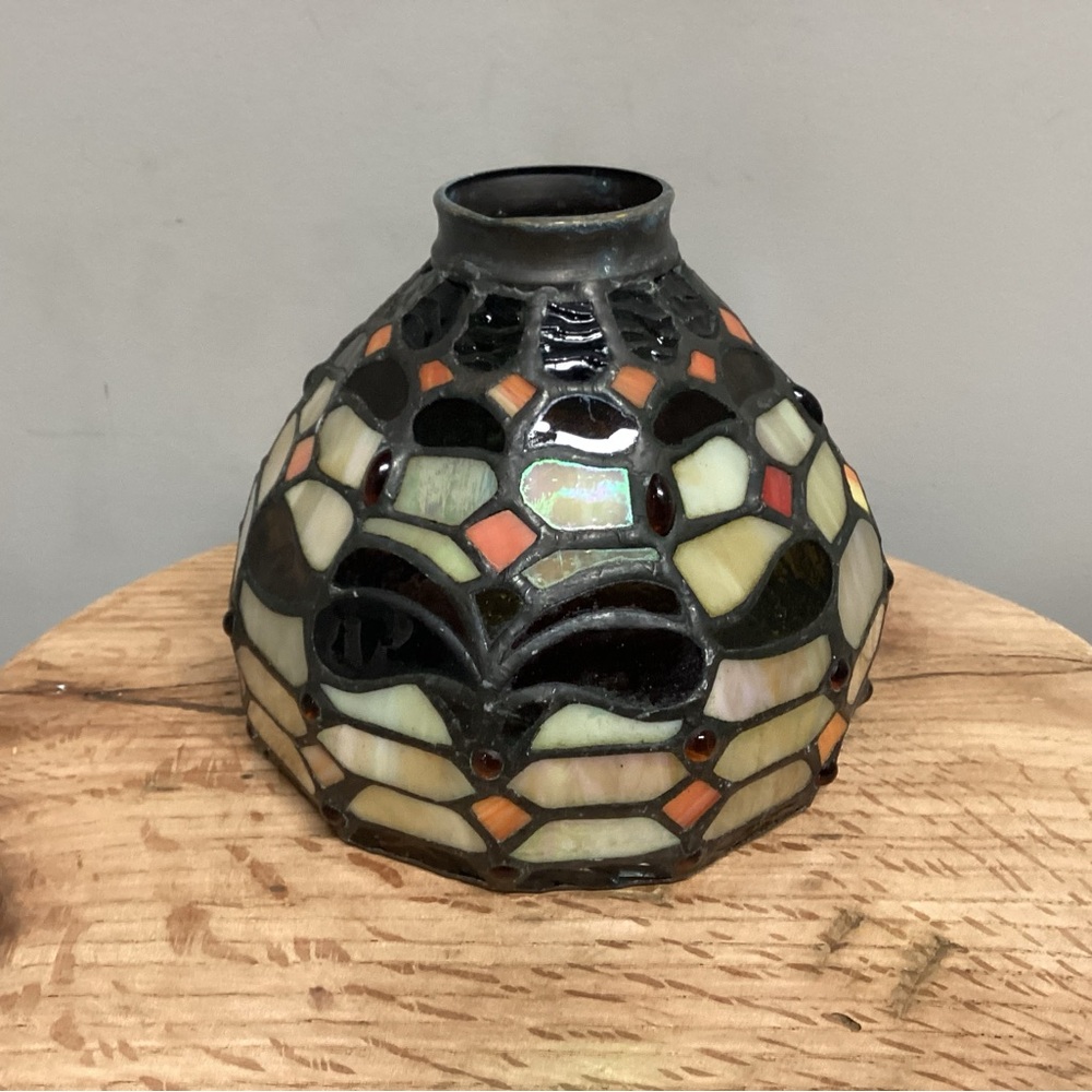 🟠 Beautiful Tiffany Style Stained Glass & Lead Joints Lamp Shade - Home Decor - Picture 4 of 16